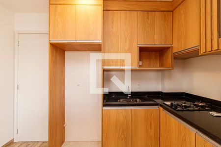 Cozinha de apartamento para alugar com 1 quarto, 29m² em Vila Mazzei, São Paulo