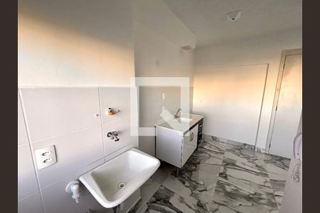 Cozinha  de apartamento para alugar com 2 quartos, 38m² em Cidade Antônio Estêvão de Carvalho, São Paulo