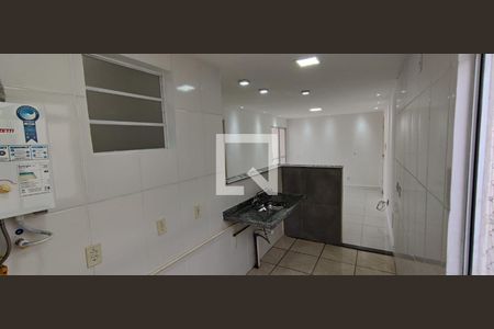 Cozinha de apartamento para alugar com 2 quartos, 45m² em Bom Pastor, Belford Roxo