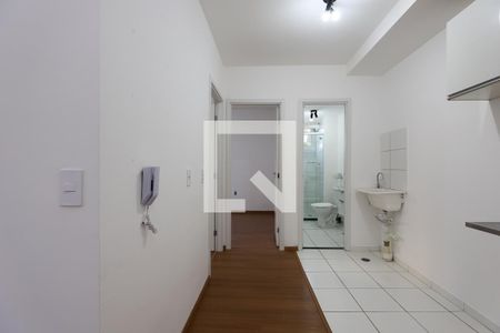 Corredor de apartamento para alugar com 2 quartos, 38m² em Vila Andrade, São Paulo