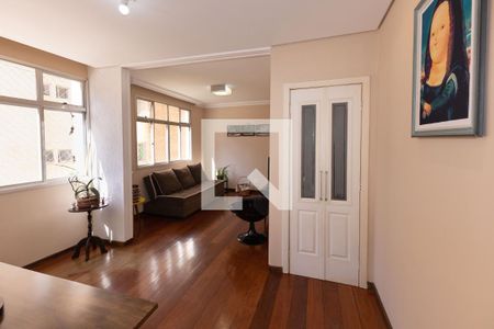 Apartamento para alugar com 3 quartos, 142m² em Santa Lúcia, Belo Horizonte