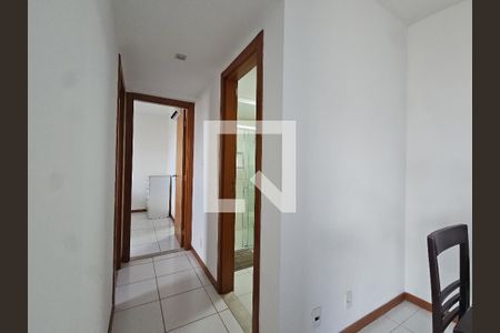 Corredor de apartamento para alugar com 2 quartos, 72m² em Vila Laura, Salvador