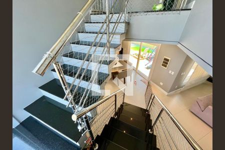 Escada de casa para alugar com 3 quartos, 195m² em Vale Ville, Gravataí