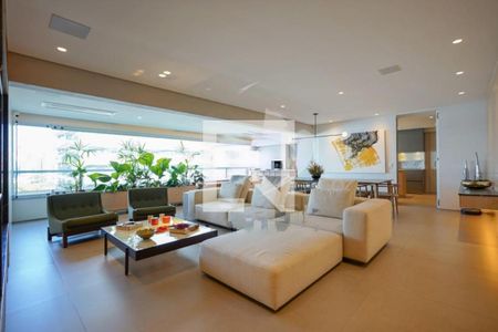 Apartamento à venda com 4 quartos, 250m² em Jardim Morumbi, São Paulo