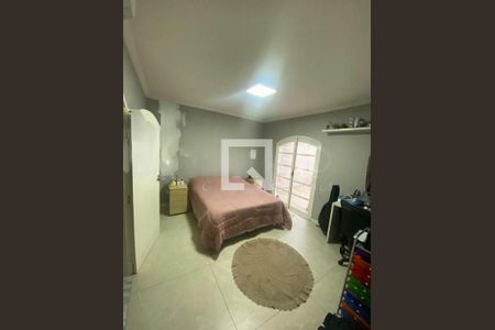Casa à venda com 3 quartos, 100m² em Cidade Dutra, São Paulo