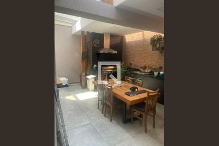 Casa à venda com 3 quartos, 100m² em Cidade Dutra, São Paulo