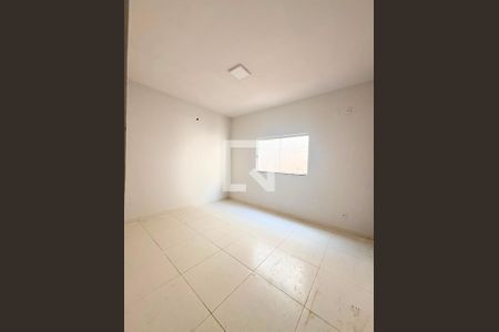 Quarto 2 de casa à venda com 3 quartos, 83m² em Moinho dos Ventos, Goiânia
