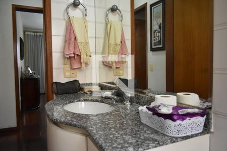 Banheiro 1 de apartamento à venda com 4 quartos, 160m² em Vila Monte Alegre, São Paulo