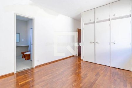 Casa à venda com 4 quartos, 320m² em São Pedro, Belo Horizonte
