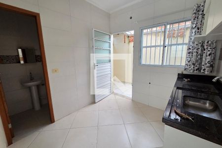 Cozinha de casa de condomínio para alugar com 2 quartos, 41m² em Cidade das Crianças, Praia Grande