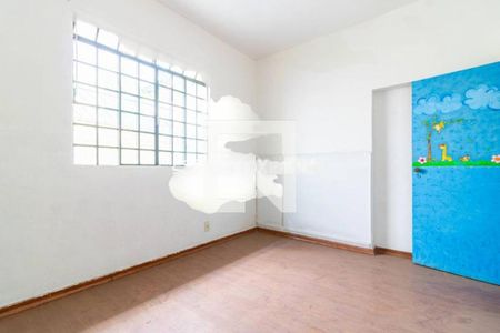 Casa à venda com 4 quartos, 270m² em São Pedro, Belo Horizonte