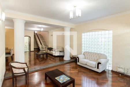 Sala de casa para alugar com 3 quartos, 250m² em Jardim Virginia Bianca, São Paulo