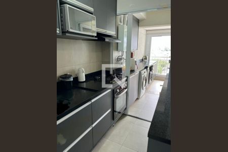 Apartamento à venda com 2 quartos, 62m² em Vila Anastácio, São Paulo