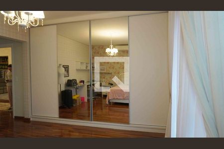 Suite1 de casa de condomínio à venda com 4 quartos, 485m² em Residencial Tambore Iii, Santana de Parnaíba