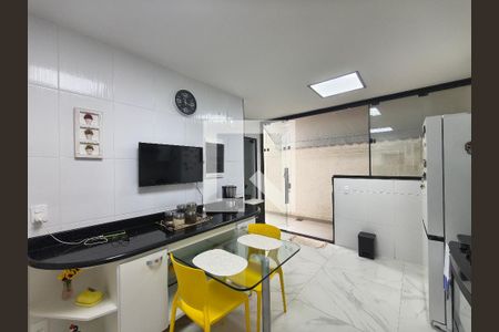 Casa de Condomínio à venda com 5 quartos, 360m² em Gardênia Azul, Rio de Janeiro
