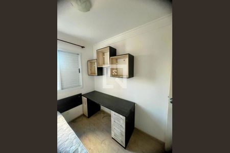 Apartamento à venda com 3 quartos, 75m² em Vila Paulo Silas, São Paulo