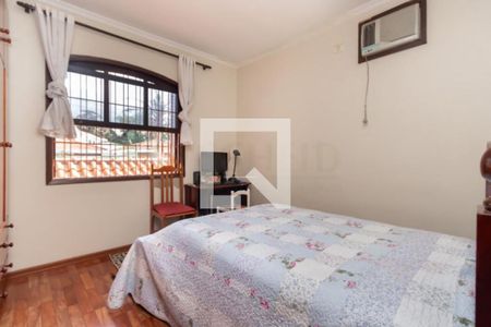 Casa à venda com 3 quartos, 190m² em Vila Marari, São Paulo