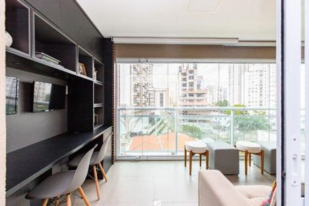 Apartamento à venda com 2 quartos, 71m² em Jardim das Acacias, São Paulo