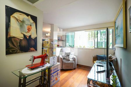 Casa à venda com 5 quartos, 580m² em Santo Amaro, São Paulo