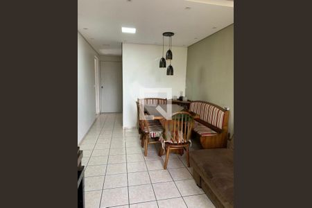 Apartamento à venda com 2 quartos, 54m² em Taboão, Diadema