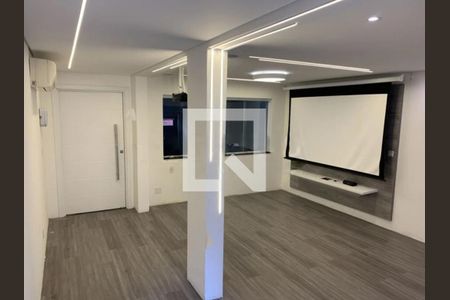 Casa à venda com 3 quartos, 250m² em Jardim Santa Cruz (Sacoma), São Paulo