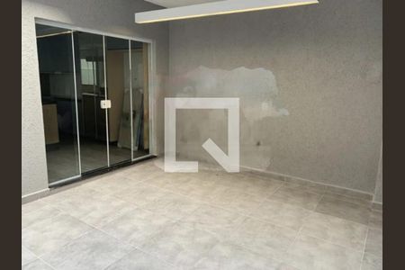 Casa à venda com 3 quartos, 250m² em Jardim Santa Cruz (Sacoma), São Paulo