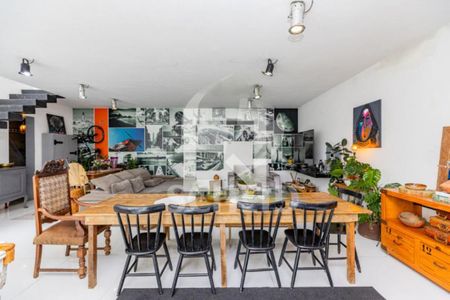 Casa à venda com 3 quartos, 540m² em Brooklin, São Paulo
