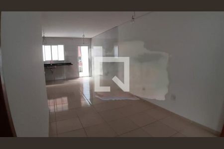 Casa à venda com 3 quartos, 80m² em Campo Grande, São Paulo