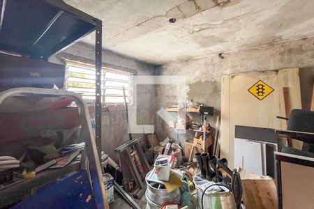 Closet de casa à venda com 3 quartos, 183m² em Jardim Maria Estela, São Paulo
