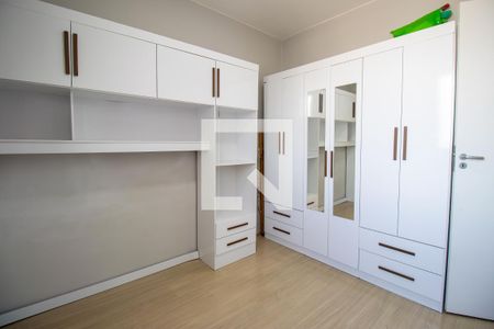 Quarto 2 de apartamento para alugar com 2 quartos, 41m² em Ramos, Rio de Janeiro