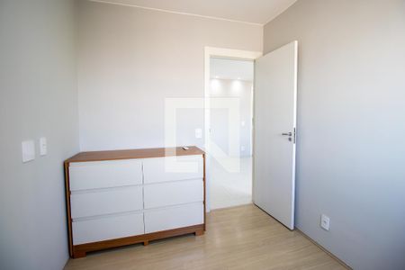 Quarto 1 de apartamento para alugar com 2 quartos, 41m² em Ramos, Rio de Janeiro