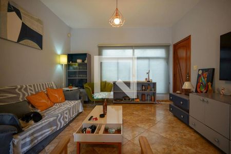 Casa à venda com 3 quartos, 238m² em Santo Amaro, São Paulo