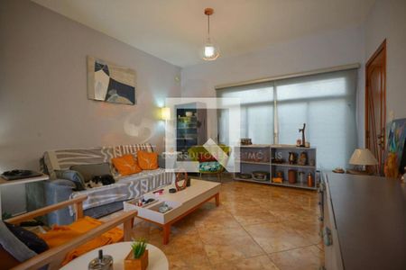 Casa à venda com 3 quartos, 238m² em Santo Amaro, São Paulo