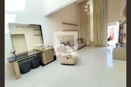 Casa à venda com 3 quartos, 160m² em Cidade Ademar, São Paulo