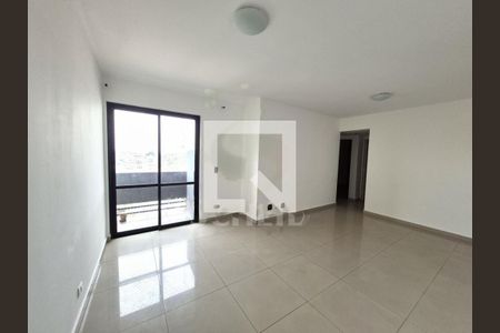 Apartamento à venda com 3 quartos, 75m² em Jardim Luanda, São Paulo