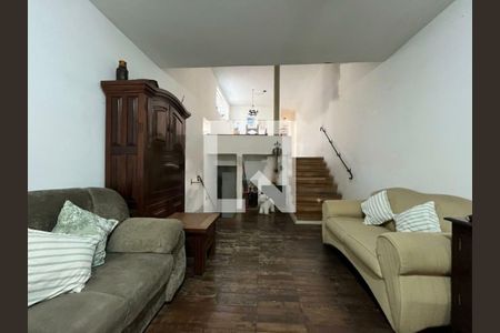 Casa à venda com 3 quartos, 182m² em Campo Grande, São Paulo