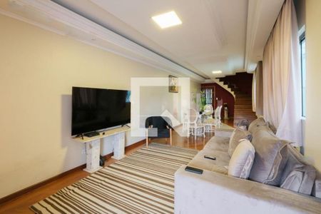Casa à venda com 3 quartos, 241m² em Vila do Castelo, São Paulo
