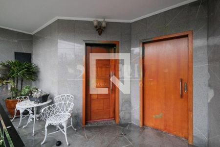 Casa à venda com 3 quartos, 241m² em Vila do Castelo, São Paulo