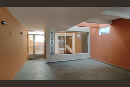 Casa à venda com 3 quartos, 168m² em Vila Fiat Lux, São Paulo