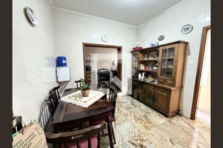 Casa à venda com 2 quartos, 112m² em Jardim Aeroporto, São Paulo