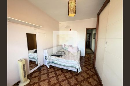 Casa à venda com 2 quartos, 112m² em Jardim Aeroporto, São Paulo