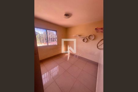 Quarto de apartamento para alugar com 3 quartos, 70m² em Setor Crimeia Oeste, Goiânia