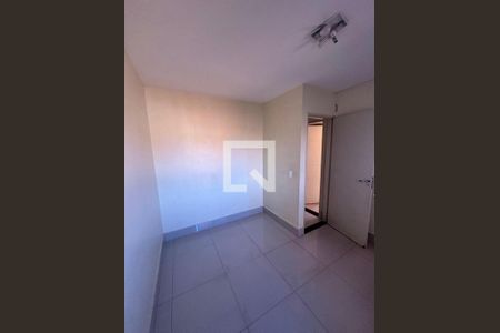 Quarto de apartamento para alugar com 3 quartos, 70m² em Setor Crimeia Oeste, Goiânia