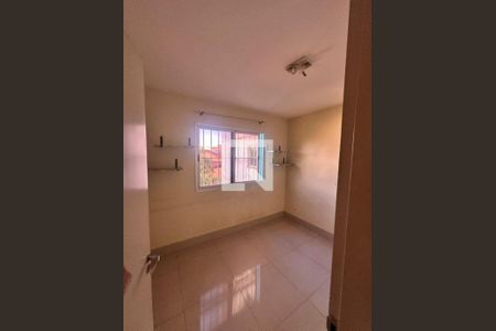 Quarto de apartamento para alugar com 3 quartos, 70m² em Setor Crimeia Oeste, Goiânia