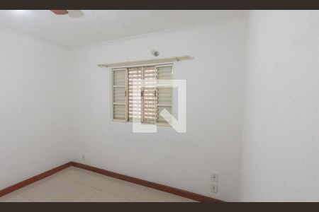 Suíte de casa de condomínio à venda com 3 quartos, 70m² em Jardim Regina, Campinas