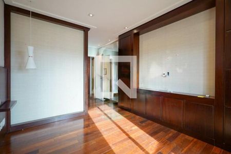 Apartamento à venda com 3 quartos, 249m² em Vila Sofia, São Paulo