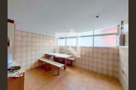 Casa à venda com 3 quartos, 250m² em Jardim Umuarama, São Paulo