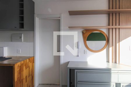Sala/Cozinha de apartamento para alugar com 1 quarto, 27m² em Vila Ema, São Paulo