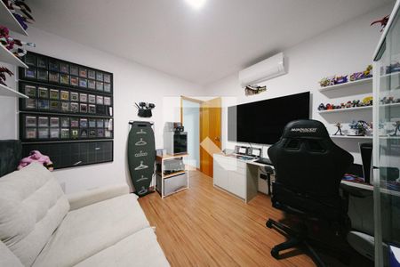 Quarto 1 de casa à venda com 3 quartos, 160m² em Vila Salete, São Paulo