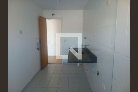 Apartamento à venda com 3 quartos, 64m² em Jardim Ubirajara, São Paulo